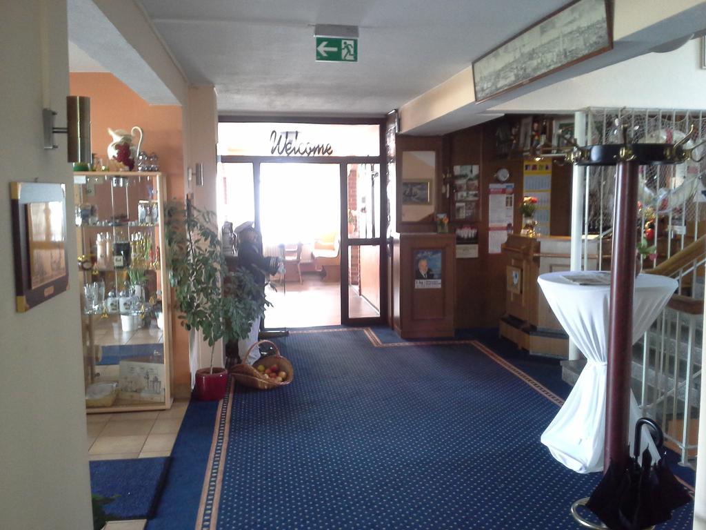 Hotel Bertramshof Висмар Экстерьер фото