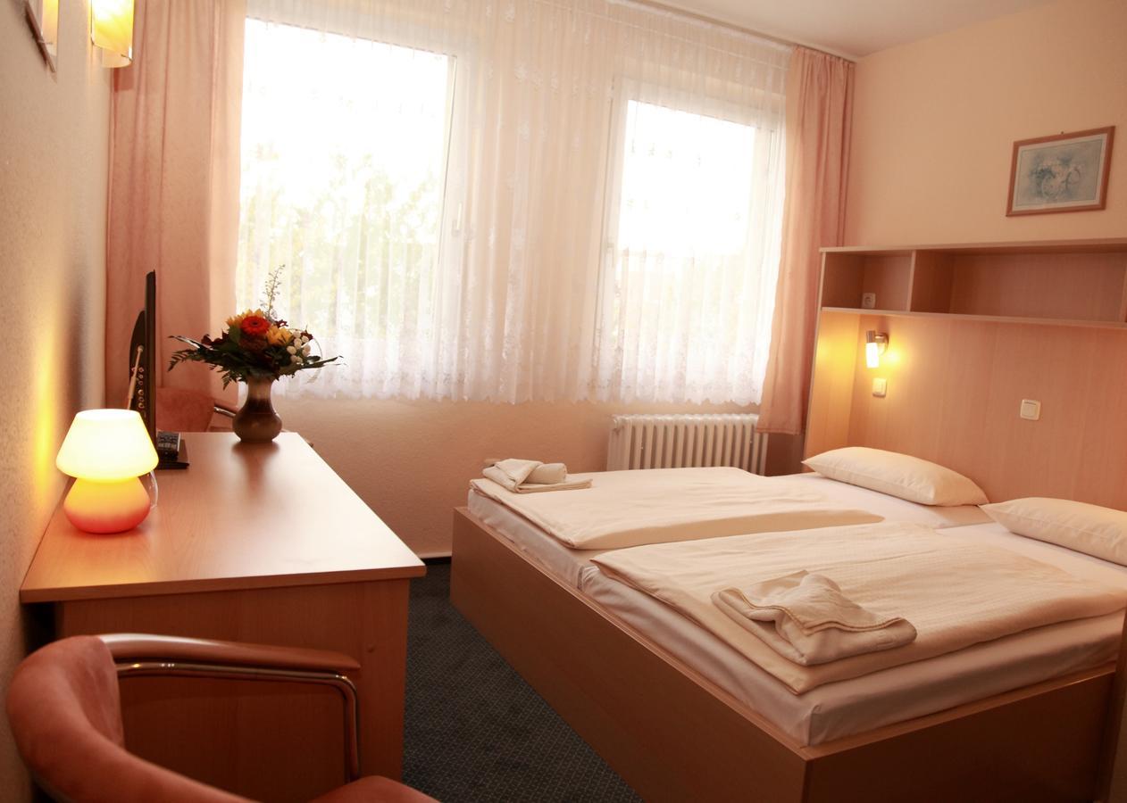 Hotel Bertramshof Висмар Экстерьер фото